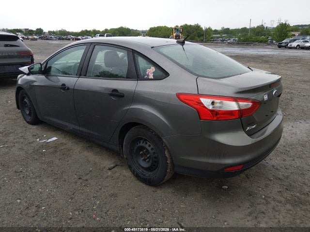 2012 Ford Focus S მანქანა იყიდება აუქციონზე, vin: 1FAHP3E23CL251792, აუქციონის ნომერი: 45173819