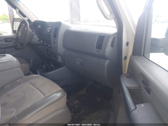 Aukcja sprzedaży 2015 Nissan Nv Cargo Nv2500 Hd Sv V6, vin: 1N6BF0LX7FN802540, numer aukcji: 45173821