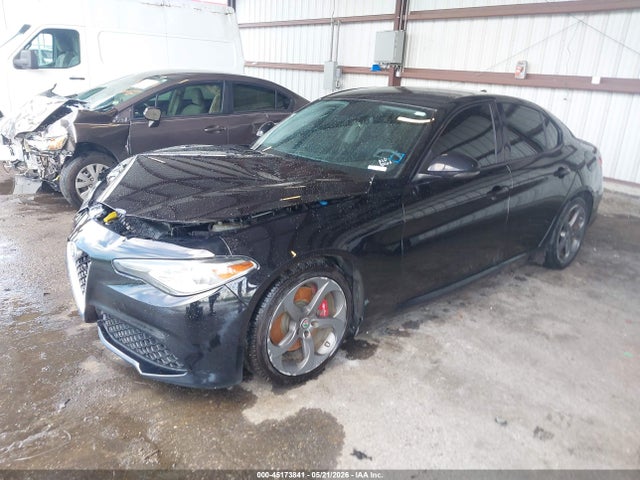 2017 Alfa Romeo Giulia Rwd მანქანა იყიდება აუქციონზე, vin: ZARFAEBN6H7540278, აუქციონის ნომერი: 45173841