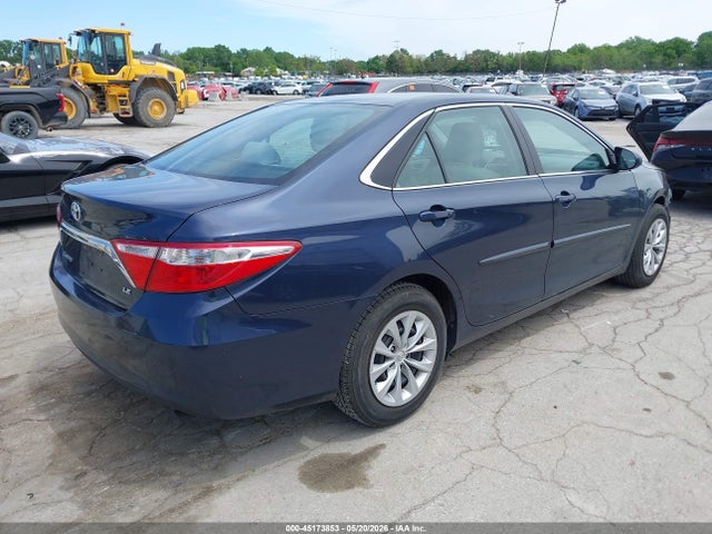 Aukcja sprzedaży 2015 Toyota Camry Le, vin: 4T4BF1FK4FR506584, numer aukcji: 45173853