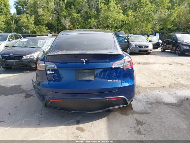 Продажа на аукционе авто 2022 Tesla Model Y Performance Dual Motor All-wheel Drive, vin: 7SAYGDEF0NF443327, номер лота: 45173864