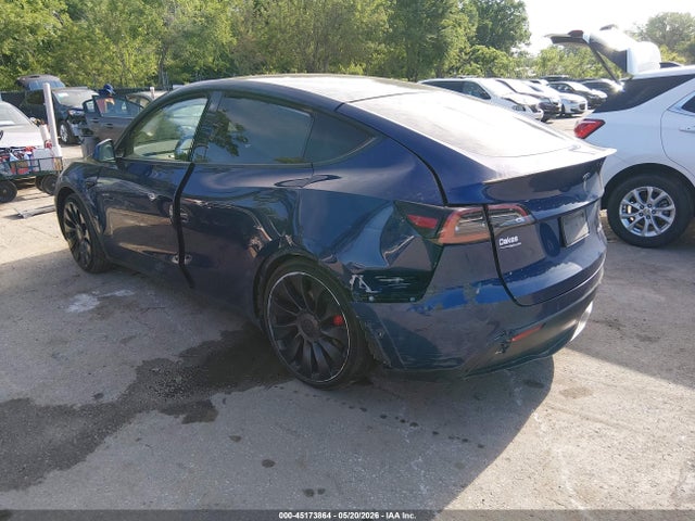 Продажа на аукционе авто 2022 Tesla Model Y Performance Dual Motor All-wheel Drive, vin: 7SAYGDEF0NF443327, номер лота: 45173864