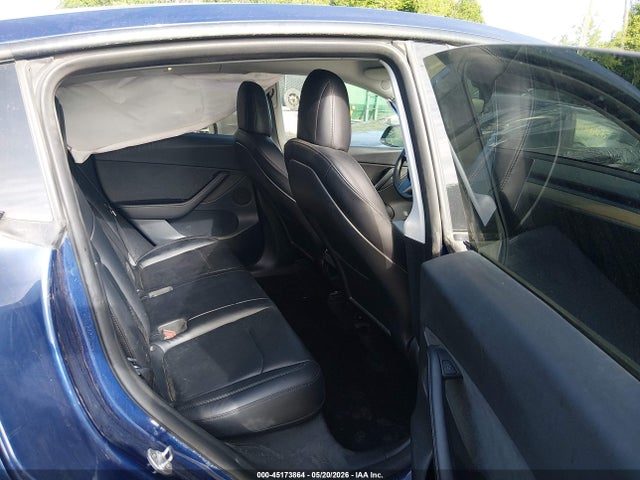 Продажа на аукционе авто 2022 Tesla Model Y Performance Dual Motor All-wheel Drive, vin: 7SAYGDEF0NF443327, номер лота: 45173864