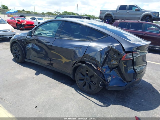 45173889 :رقم المزاد ، 7SAYGDED2SF263289 vin ، 2025 Tesla Model Y Long Range Dual Motor Rear-wheel Drive مزاد بيع