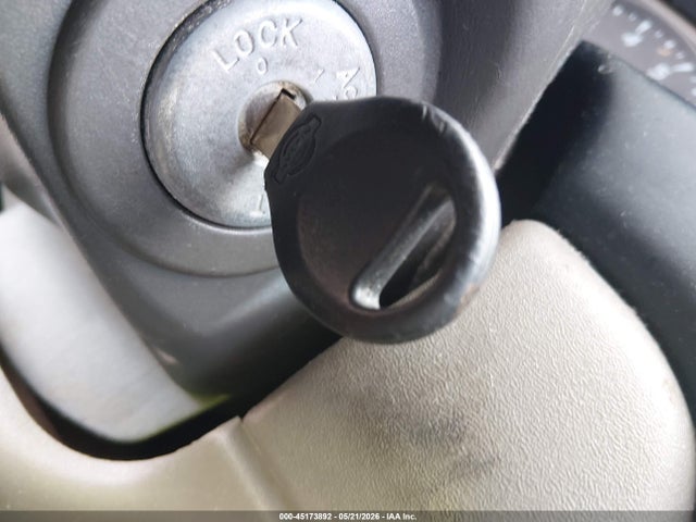 45173892 :رقم المزاد ، 3N1CB51D21L498134 vin ، 2001 Nissan Sentra Gxe مزاد بيع