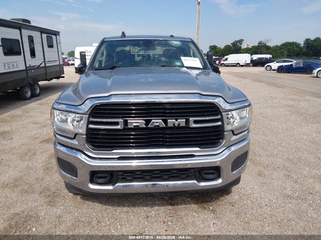 45173915 :رقم المزاد ، 3C6UR5DL8LG159915 vin ، 2020 Ram 2500 Big Horn  4x4 6'4 Box مزاد بيع