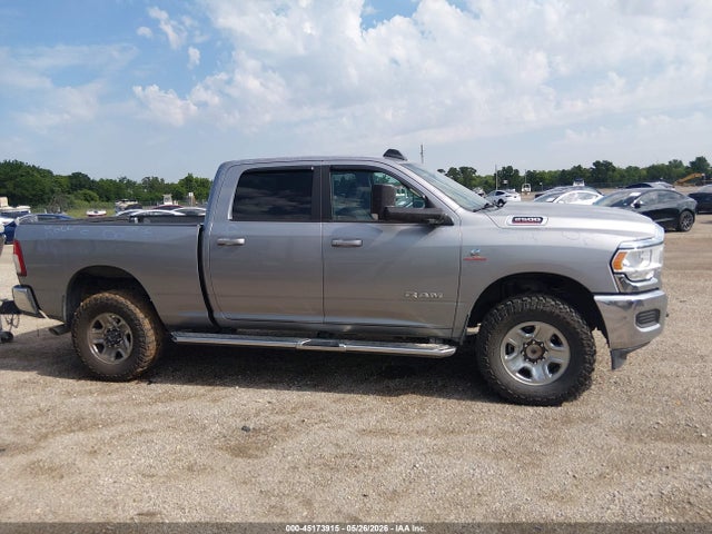 45173915 :رقم المزاد ، 3C6UR5DL8LG159915 vin ، 2020 Ram 2500 Big Horn  4x4 6'4 Box مزاد بيع