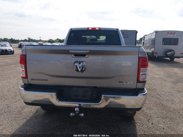45173915 :رقم المزاد ، 3C6UR5DL8LG159915 vin ، 2020 Ram 2500 Big Horn  4x4 6'4 Box مزاد بيع