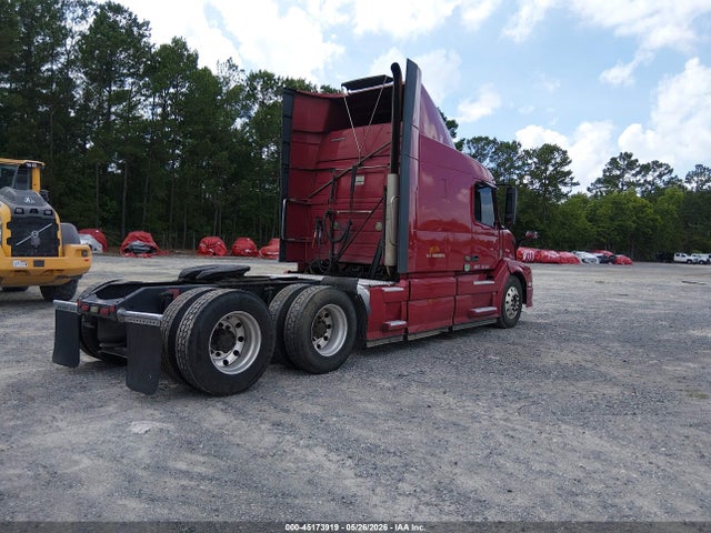 Продажа на аукционе авто 2017 Volvo Vnl, vin: 4V4NC9EJ7HN972328, номер лота: 45173919