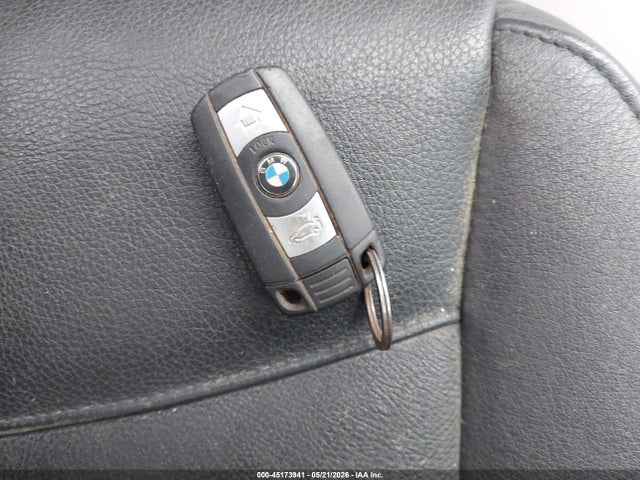 Продажа на аукционе авто 2008 Bmw 328xi, vin: WBAVC93578K037858, номер лота: 45173941