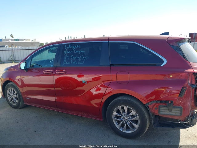 2021 Toyota Sienna Le მანქანა იყიდება აუქციონზე, vin: 5TDKRKEC6MS044245, აუქციონის ნომერი: 45173962