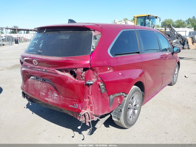 2021 Toyota Sienna Le მანქანა იყიდება აუქციონზე, vin: 5TDKRKEC6MS044245, აუქციონის ნომერი: 45173962