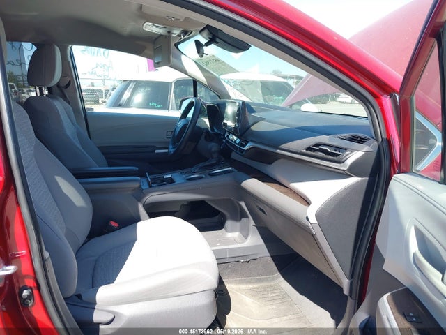 2021 Toyota Sienna Le მანქანა იყიდება აუქციონზე, vin: 5TDKRKEC6MS044245, აუქციონის ნომერი: 45173962