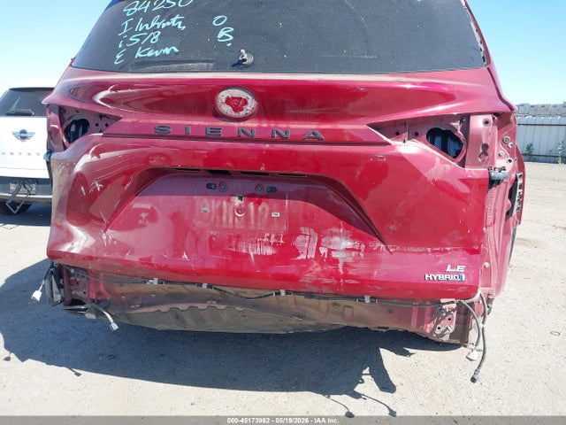 2021 Toyota Sienna Le მანქანა იყიდება აუქციონზე, vin: 5TDKRKEC6MS044245, აუქციონის ნომერი: 45173962
