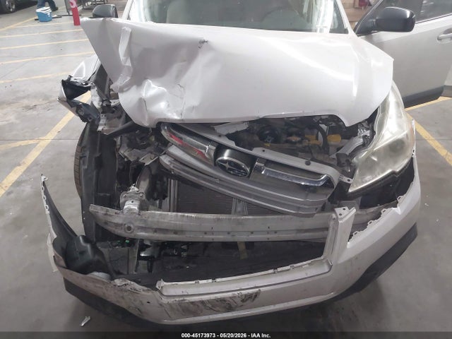 2014 Subaru Outback 2.5i მანქანა იყიდება აუქციონზე, vin: 4S4BRBAC9E3324150, აუქციონის ნომერი: 45173973