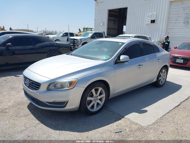 45173989 :رقم المزاد ، YV126MFK8G2393908 vin ، 2016 Volvo S60 T5 Drive-e Premier مزاد بيع
