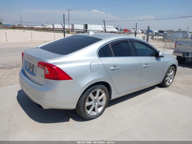 45173989 :رقم المزاد ، YV126MFK8G2393908 vin ، 2016 Volvo S60 T5 Drive-e Premier مزاد بيع