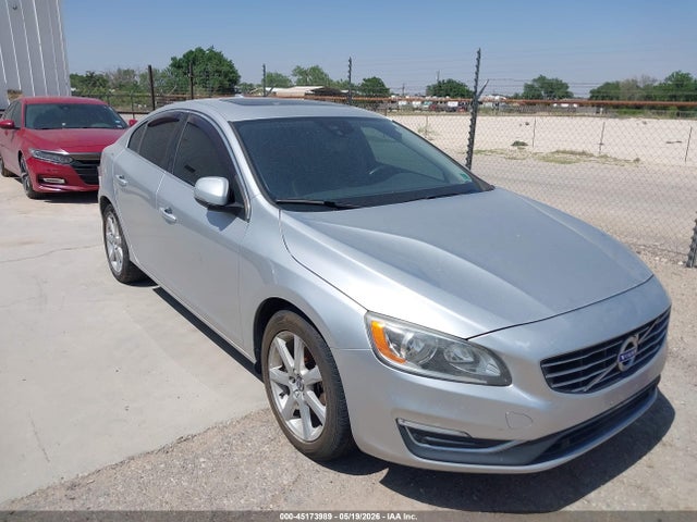 45173989 :رقم المزاد ، YV126MFK8G2393908 vin ، 2016 Volvo S60 T5 Drive-e Premier مزاد بيع