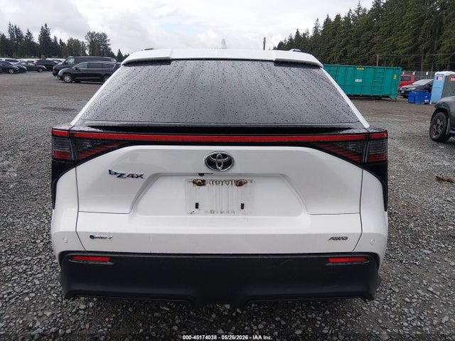 Toyota BZ4X XLE 2024 JTMABACA2RA073600 Image 17