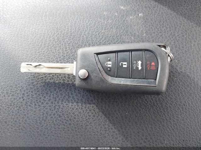 Продажа на аукционе авто 2021 Toyota Camry Le Awd, vin: 4T1C11BK5MU023184, номер лота: 45174041