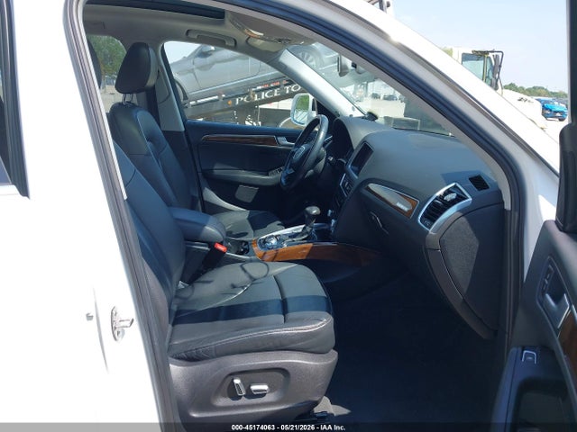 2015 Audi Q5 2.0t Premium მანქანა იყიდება აუქციონზე, vin: WA1LFAFP6FA067592, აუქციონის ნომერი: 45174063