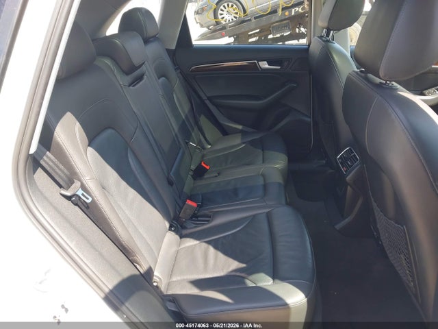 2015 Audi Q5 2.0t Premium მანქანა იყიდება აუქციონზე, vin: WA1LFAFP6FA067592, აუქციონის ნომერი: 45174063