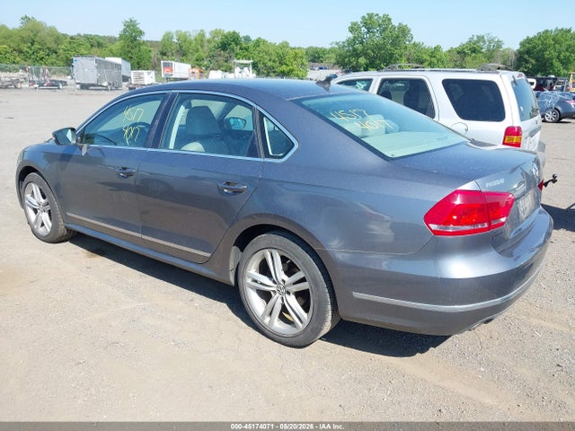 Aukcja sprzedaży 2012 Volkswagen Passat 2.0l Tdi Sel Premium, vin: 1VWCN7A37CC099299, numer aukcji: 45174071