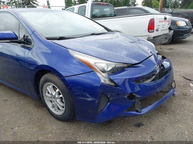 Auction sale of the 2017 Toyota Prius Two, vin: JTDKBRFU0H3046925, lot number: 45174078