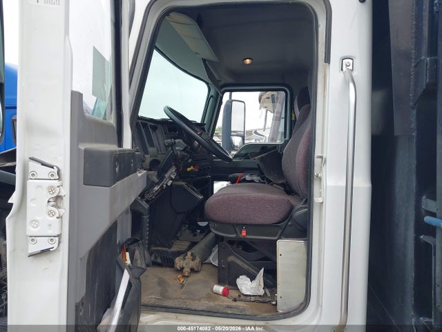 45174082 :رقم المزاد ، 1M2MDBAA8NS002501 vin ، 2022 Mack Md مزاد بيع