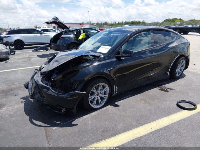 Aukcja sprzedaży 2021 Tesla Model Y Long Range Dual Motor All-wheel Drive, vin: 5YJYGDEE8MF197940, numer aukcji: 45174094