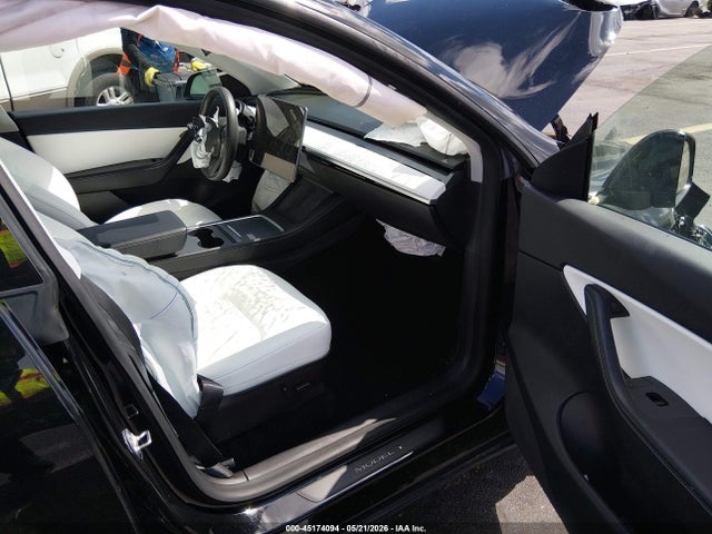 Aukcja sprzedaży 2021 Tesla Model Y Long Range Dual Motor All-wheel Drive, vin: 5YJYGDEE8MF197940, numer aukcji: 45174094