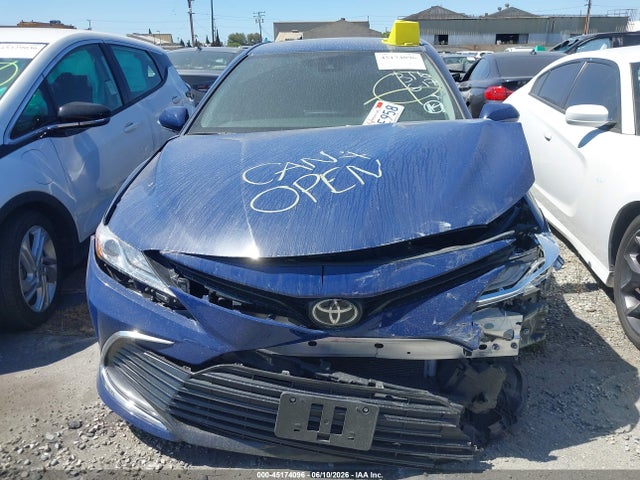 4T1F11AK1PU157922 Toyota CAMRY XLE