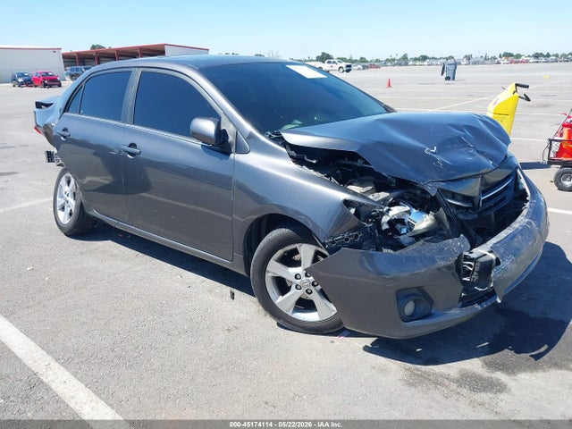 2013 Toyota Corolla Le მანქანა იყიდება აუქციონზე, vin: 5YFBU4EE7DP190982, აუქციონის ნომერი: 45174114
