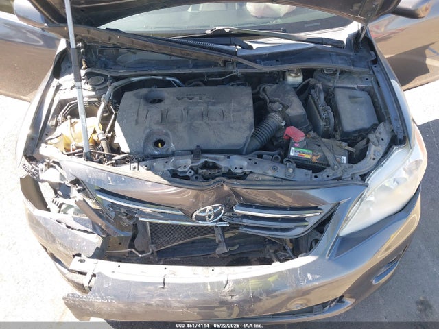 2013 Toyota Corolla Le მანქანა იყიდება აუქციონზე, vin: 5YFBU4EE7DP190982, აუქციონის ნომერი: 45174114