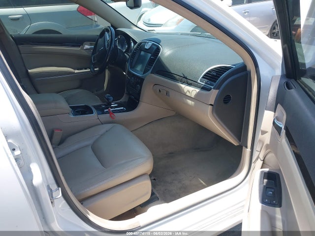 Продажа на аукционе авто 2013 Chrysler 300 Motown, vin: 2C3CCAAG7DH553000, номер лота: 45174115
