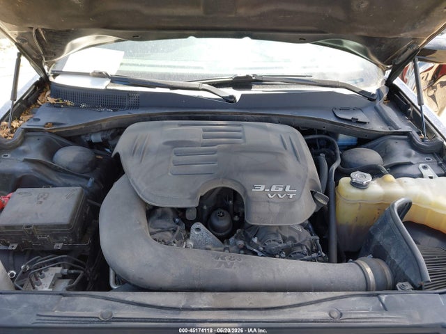 45174118 :رقم المزاد ، 2C3CCAGG7KH538324 vin ، 2019 Chrysler 300 300s Awd مزاد بيع