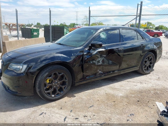 45174118 :رقم المزاد ، 2C3CCAGG7KH538324 vin ، 2019 Chrysler 300 300s Awd مزاد بيع