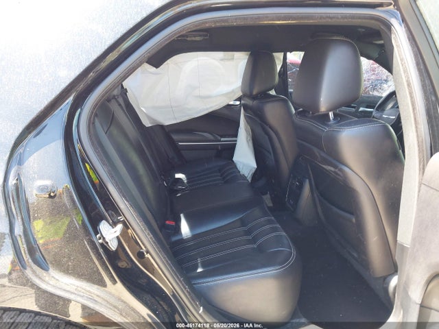 45174118 :رقم المزاد ، 2C3CCAGG7KH538324 vin ، 2019 Chrysler 300 300s Awd مزاد بيع