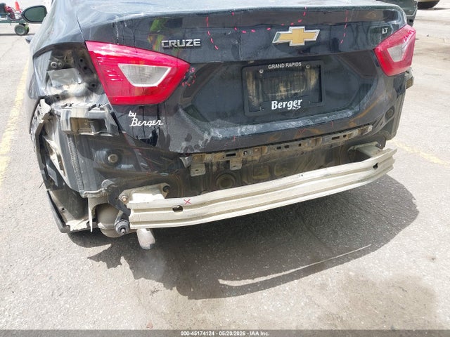 Chevrolet Cruze Lt Auto 2017 1G1BE5SM7H7168107 Image 6