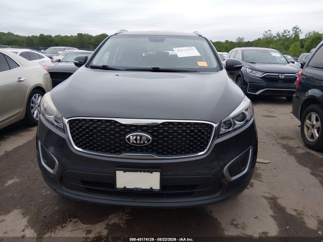 2018 Kia Sorento 2.4l Lx მანქანა იყიდება აუქციონზე, vin: 5XYPGDA39JG346683, აუქციონის ნომერი: 45174129