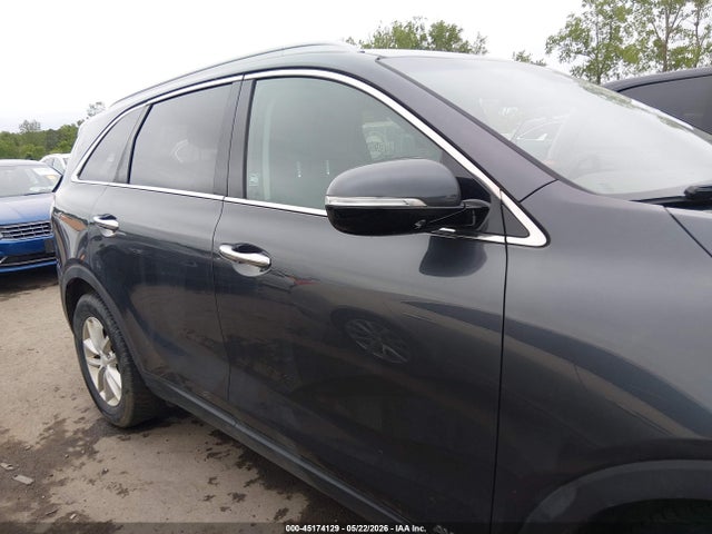 2018 Kia Sorento 2.4l Lx მანქანა იყიდება აუქციონზე, vin: 5XYPGDA39JG346683, აუქციონის ნომერი: 45174129