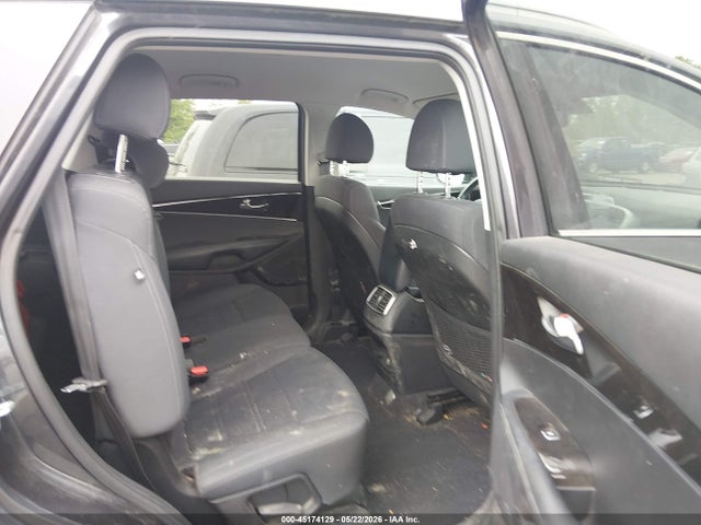 2018 Kia Sorento 2.4l Lx მანქანა იყიდება აუქციონზე, vin: 5XYPGDA39JG346683, აუქციონის ნომერი: 45174129