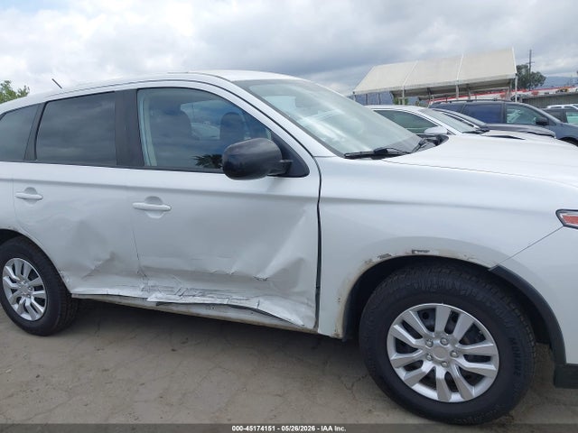 45174151 :رقم المزاد ، JA4AD2A32FZ008533 vin ، 2015 Mitsubishi Outlander Es مزاد بيع