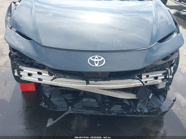 Toyota Prius Xle Awd-e 2024 JTDADABU6R3022899 Image 12