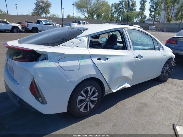 2017 Toyota Prius Prime Plus მანქანა იყიდება აუქციონზე, vin: JTDKARFP6H3029849, აუქციონის ნომერი: 45174186