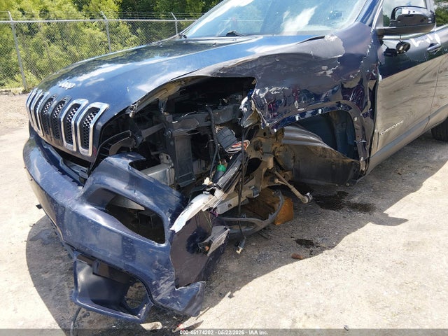 2015 Jeep Cherokee Latitude მანქანა იყიდება აუქციონზე, vin: 1C4PJLCS3FW542287, აუქციონის ნომერი: 45174202
