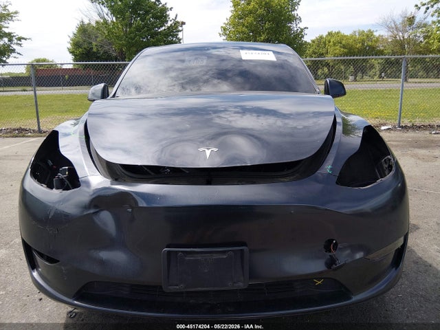 Auction sale of the 2024 Tesla Model Y, vin: 7SAYGDEDXRF016693, lot number: 45174204
