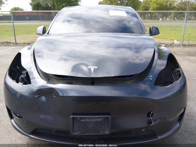 Auction sale of the 2024 Tesla Model Y, vin: 7SAYGDEDXRF016693, lot number: 45174204