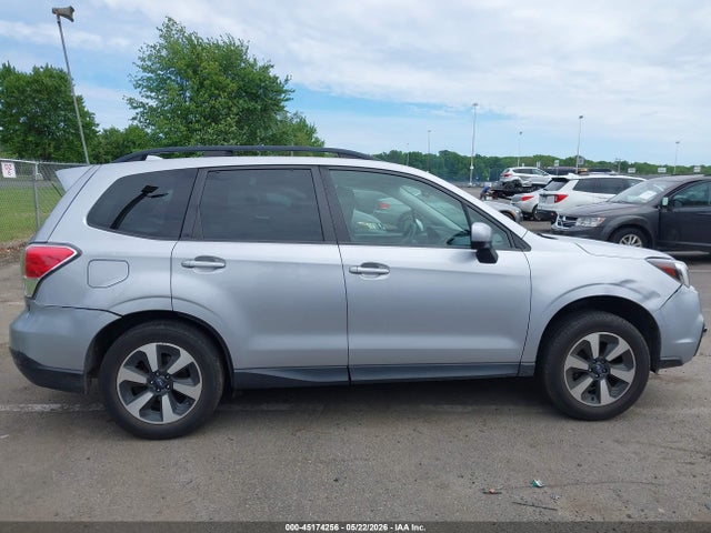 2018 Subaru Forester 2.5i Premium მანქანა იყიდება აუქციონზე, vin: JF2SJAECXJH542998, აუქციონის ნომერი: 45174256