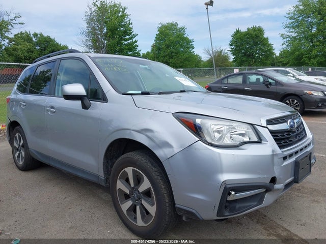 2018 Subaru Forester 2.5i Premium მანქანა იყიდება აუქციონზე, vin: JF2SJAECXJH542998, აუქციონის ნომერი: 45174256